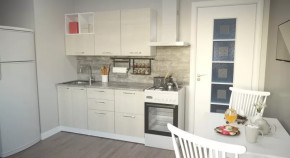 Кухонный гарнитур Лариса стандарт 4 1600 мм в Урае - uraj.mebel-tymen.ru | фото